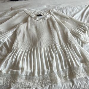 Style and co white tunic style blouse